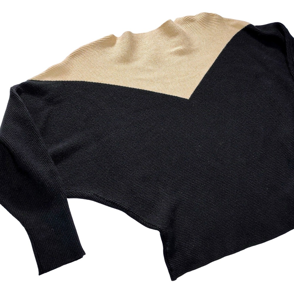 Gaberly Black & Beige Color Block Knit Dolman Sleeve Top Sweater Fitted Waist - Picture 2 of 6